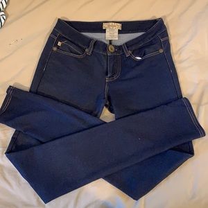 Dark blue stretchy jean-leggings